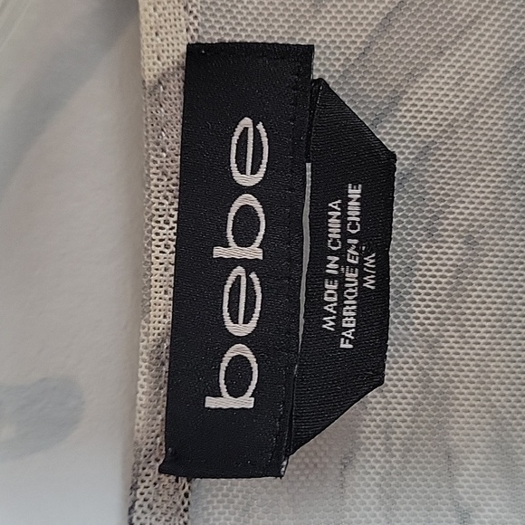 Bebe gray animal print sheer surplice neck blouse smocked hem Medium - Picture 2 of 10